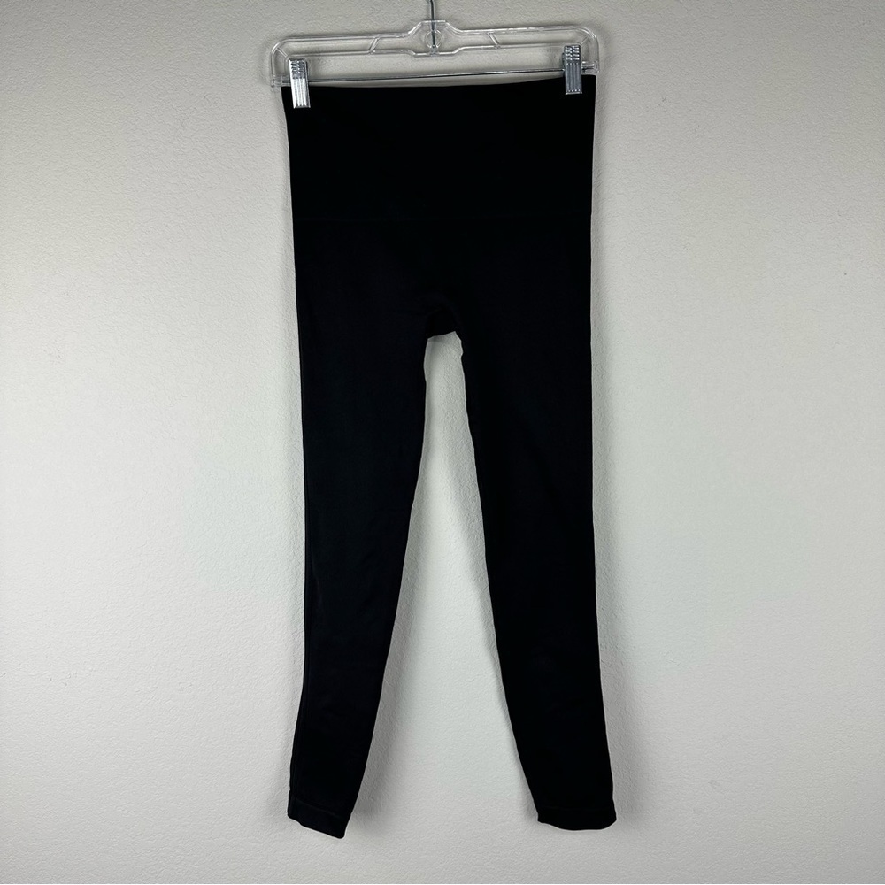 Spanx Black Look At Me Now Seamless Ankle Leggings Size Medium